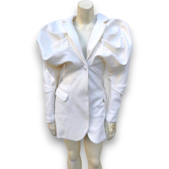 NONCHALANT Exaggerated Shoulder Leah Blazer